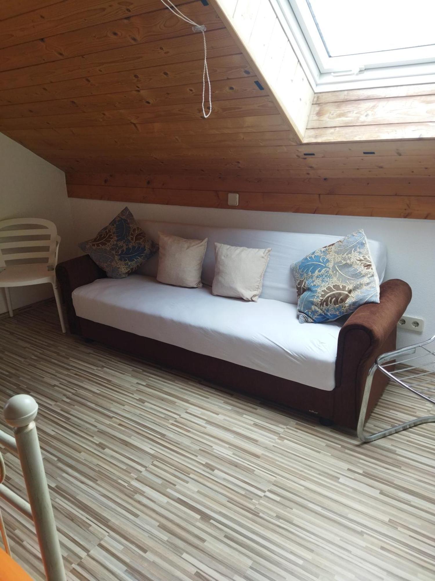 Aussergewoehnliche Atelierferienwohnung Mit Balkon An Der Donau Winzer エクステリア 写真